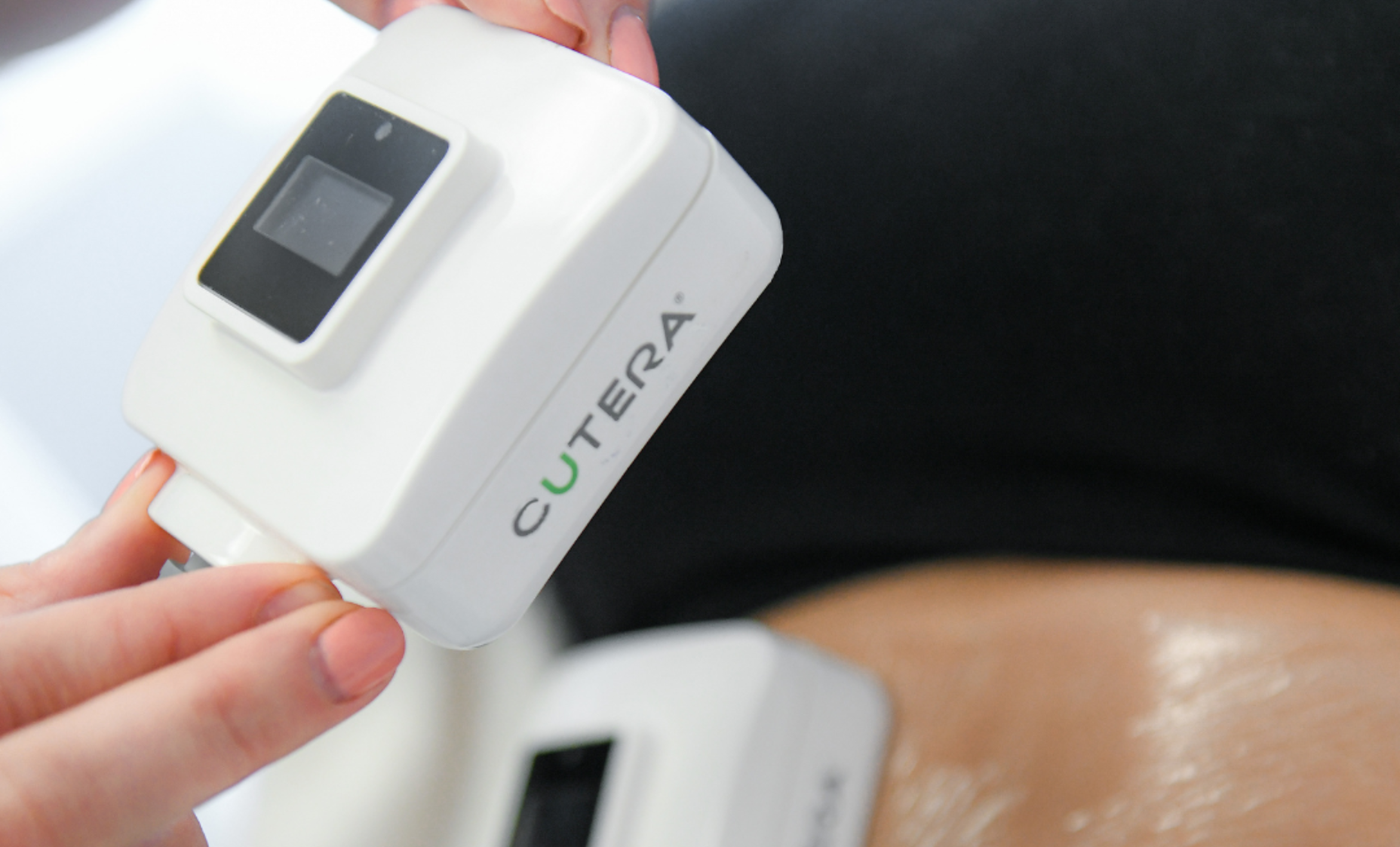 truBody Fat Reduction Muscle Sculpting in Philadelphia Ari Blanc Medical Spa (5)