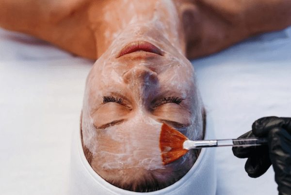 Client receiving the Ageless Facial with oxygen-supportive cleansing foam to brighten dull skin, improve radiance, support hydration, and leave the complexion looking smoother and more awake.